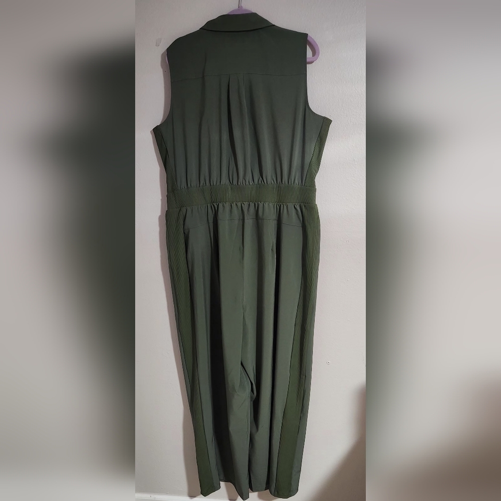 LIVI BY LANE BRYANT SIZE 18 ELEGANT Y BEAUTIFUL SLEEVELESS GREEN  JUMPSUIT - Picture 4 of 16